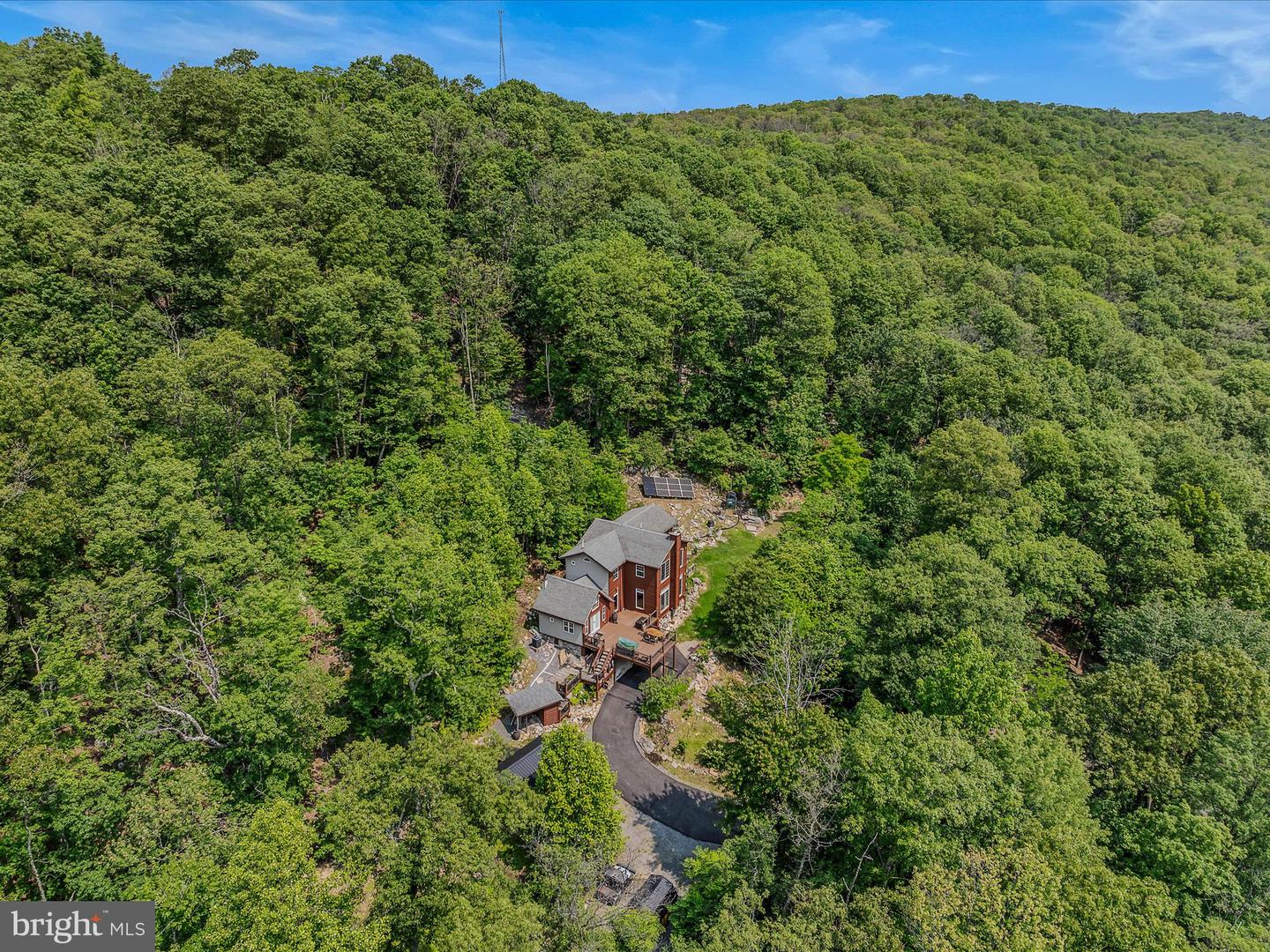 71 Chateau Ln