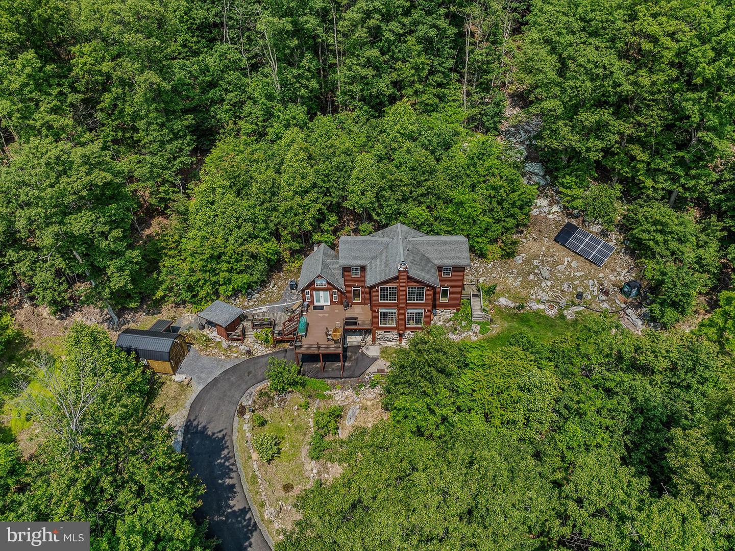 71 Chateau Ln