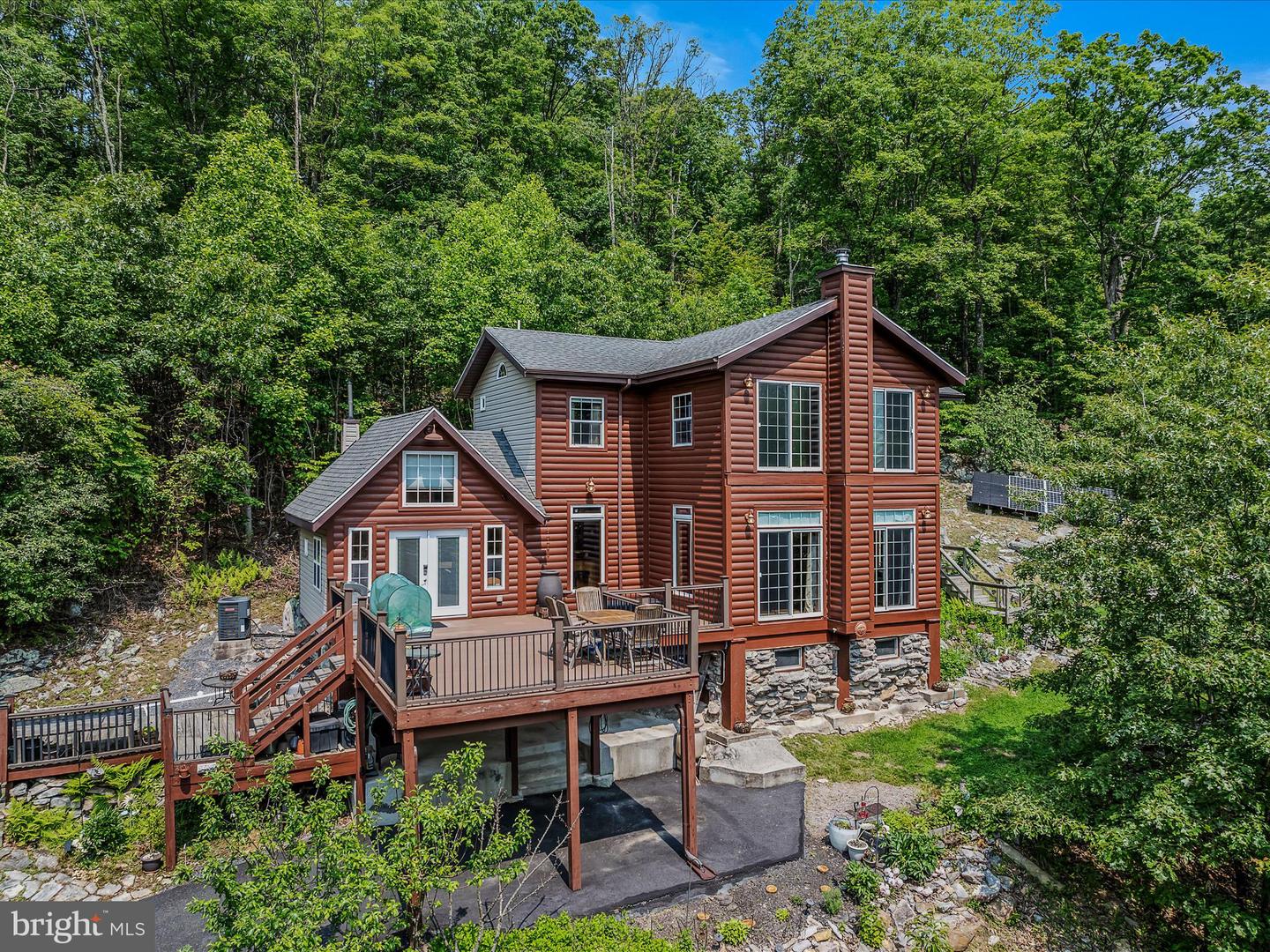 71 Chateau Ln