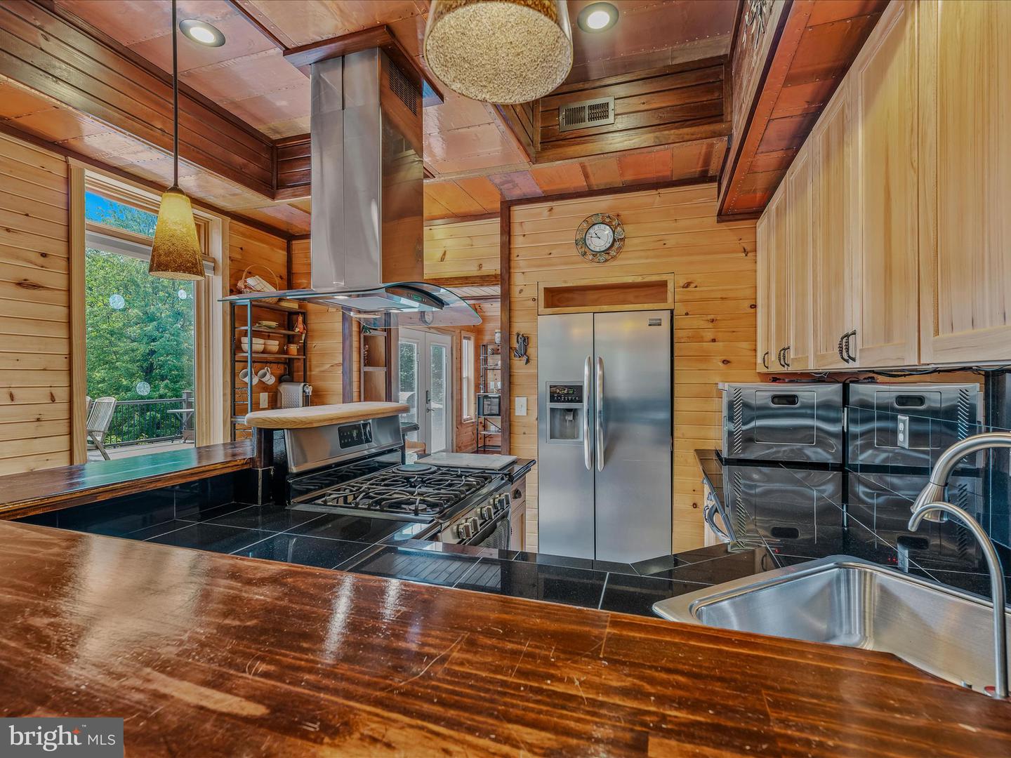 71 Chateau Ln