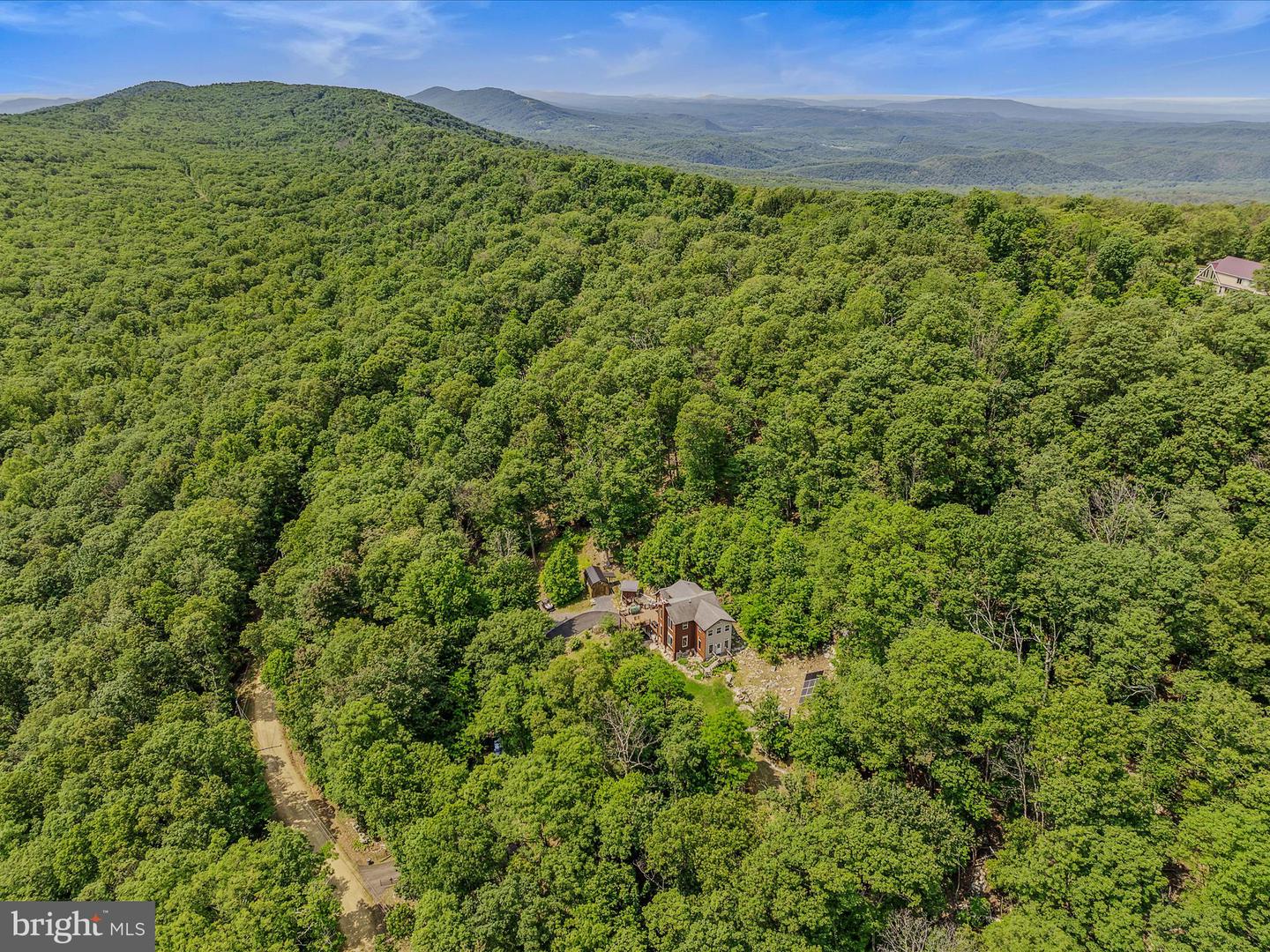 71 Chateau Ln