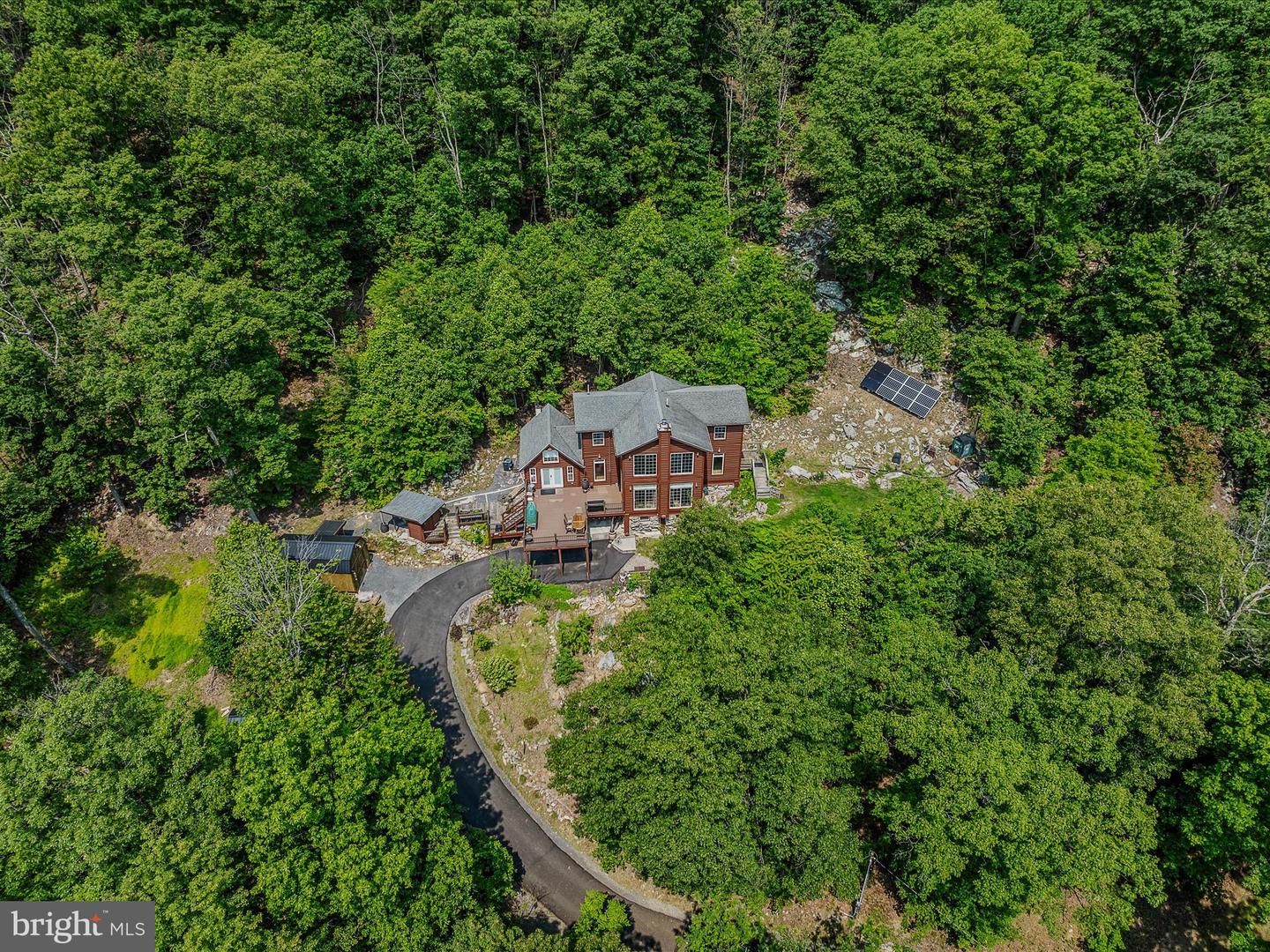 71 Chateau Ln