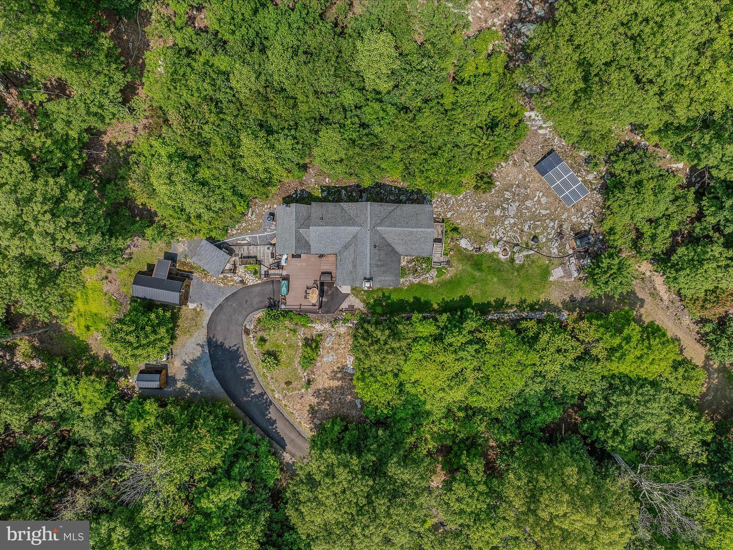 71 Chateau Ln