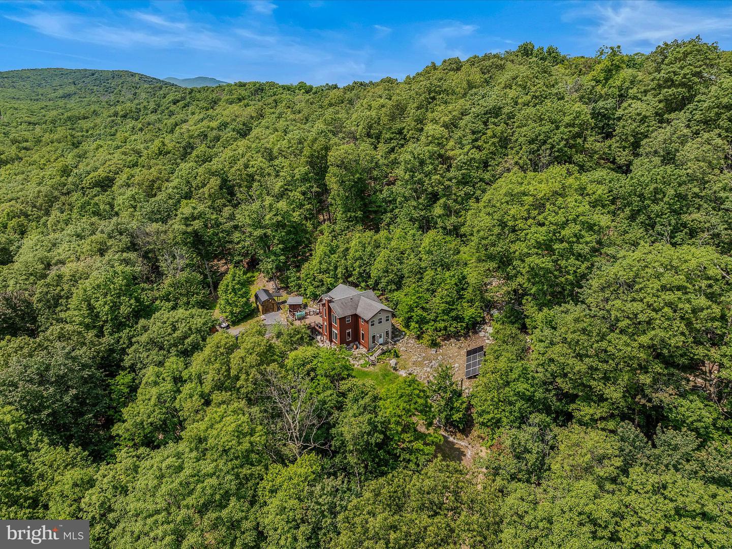 71 Chateau Ln