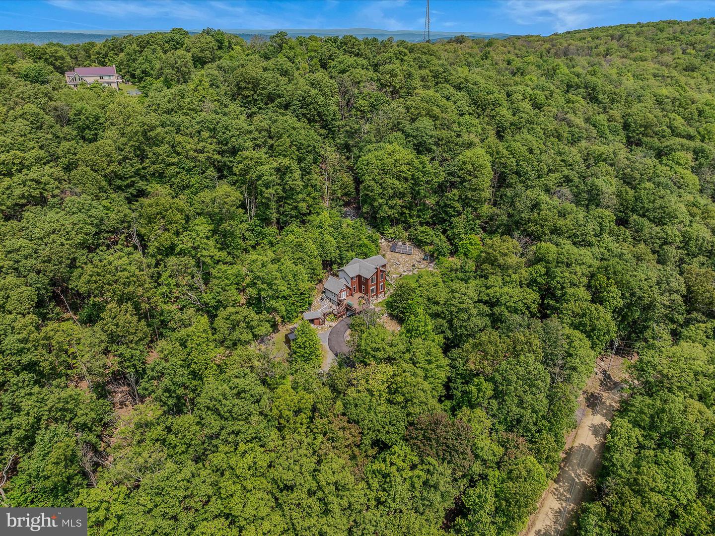 71 Chateau Ln