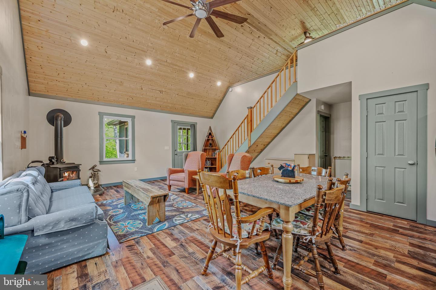 82 Vista River Ln