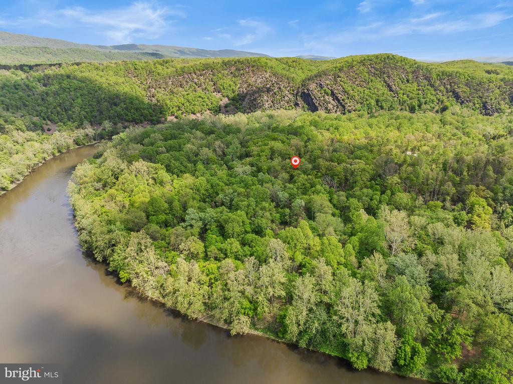 82 Vista River Ln