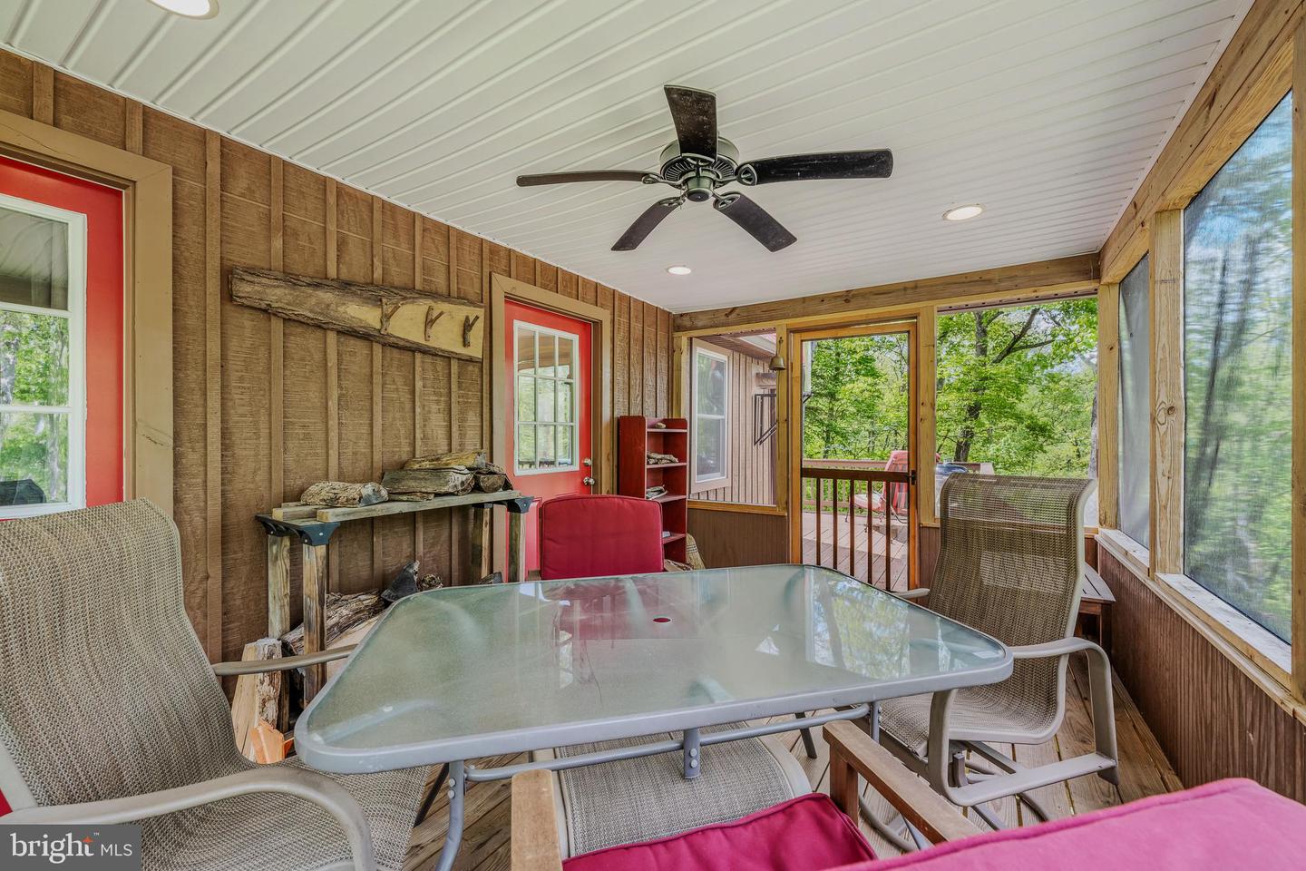 82 Vista River Ln