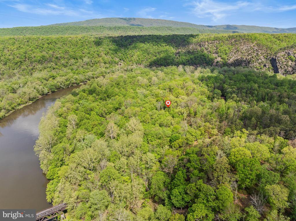 82 Vista River Ln
