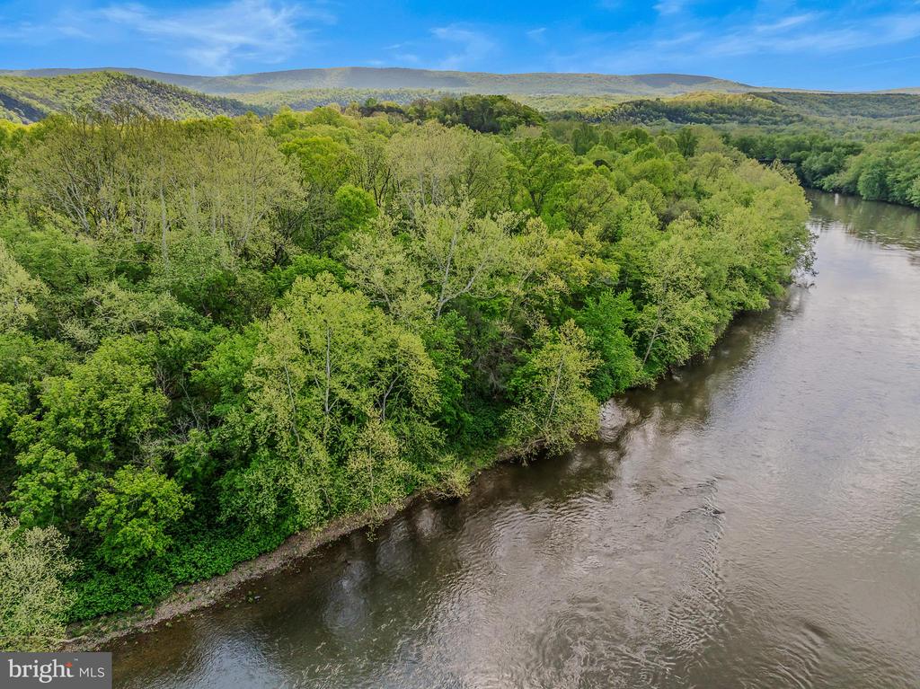 82 Vista River Ln