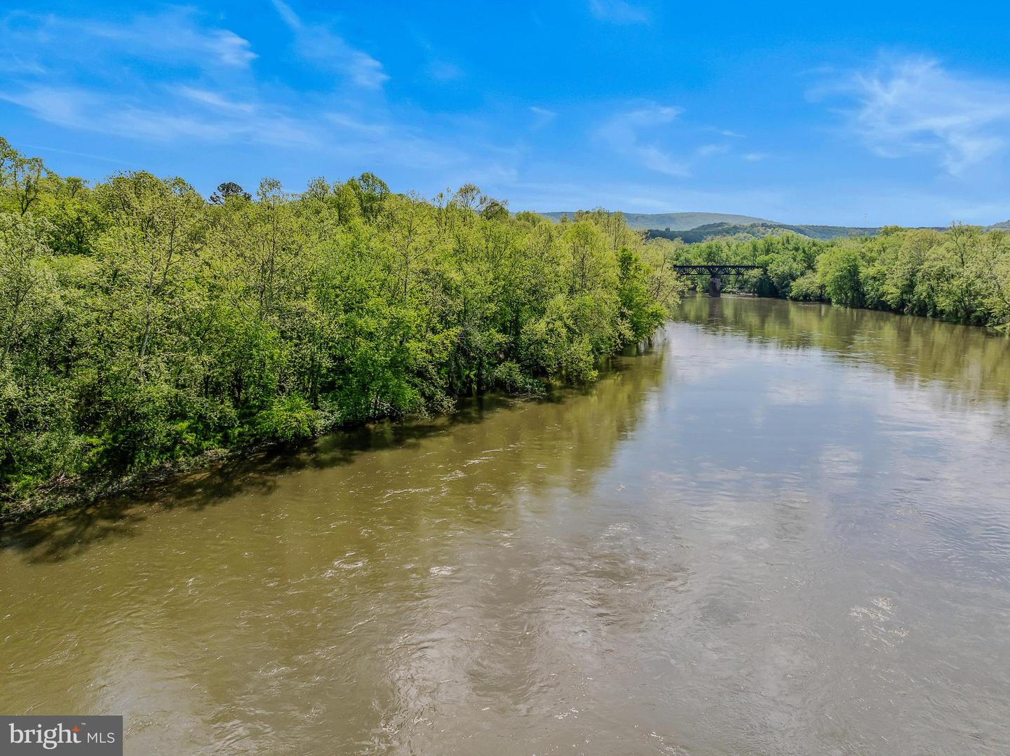 82 Vista River Ln