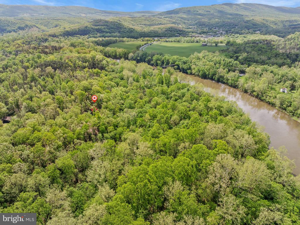 82 Vista River Ln