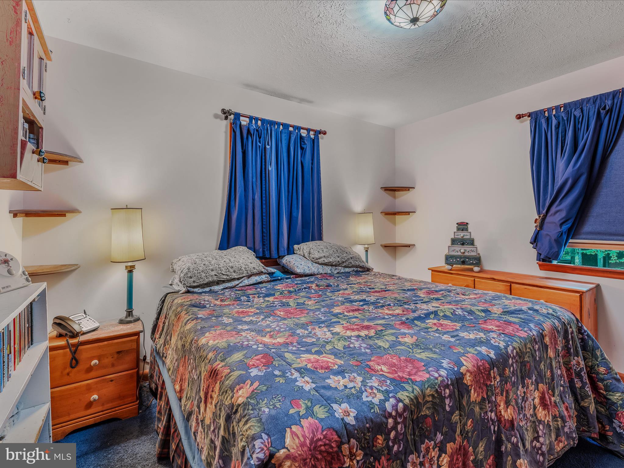 17 MOUNTAINSIDE LOOP