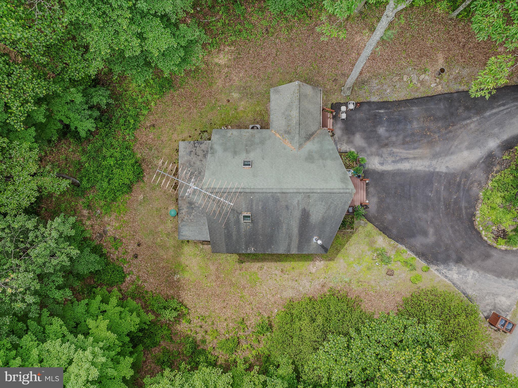 17 MOUNTAINSIDE LOOP