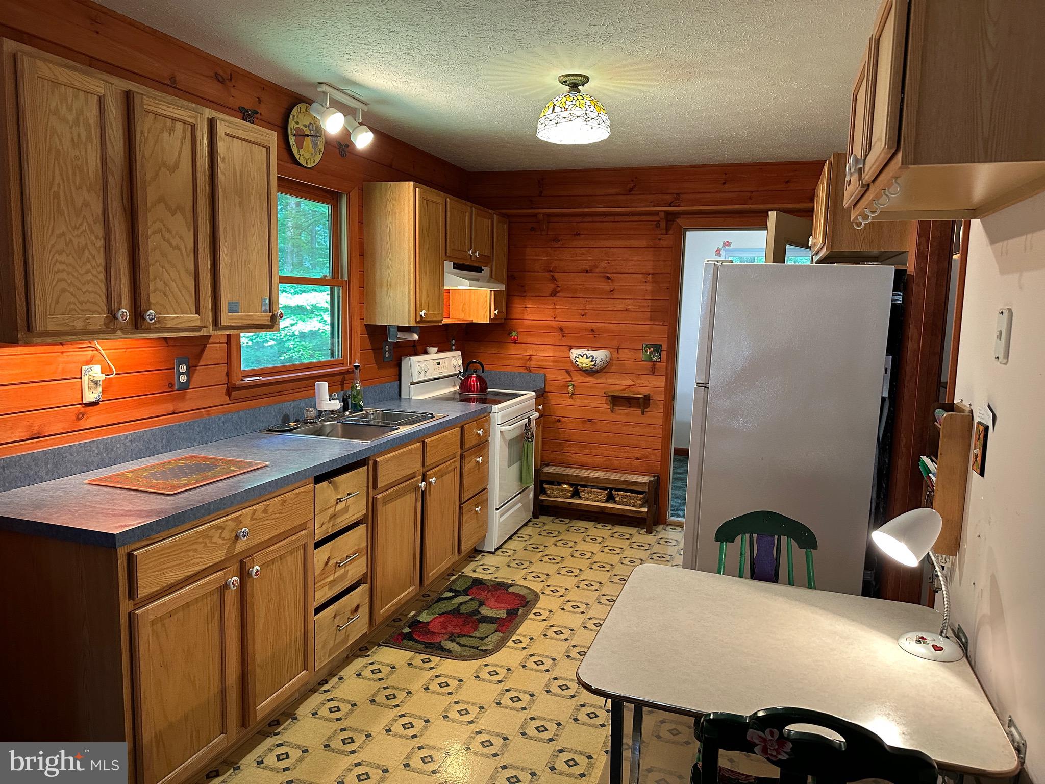 17 MOUNTAINSIDE LOOP