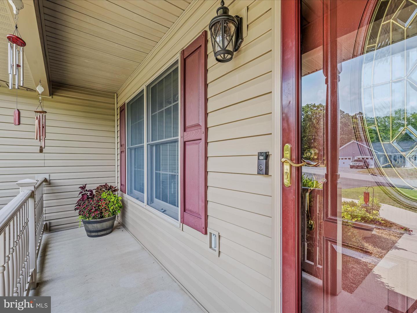 81 Fairview Oaks Ln