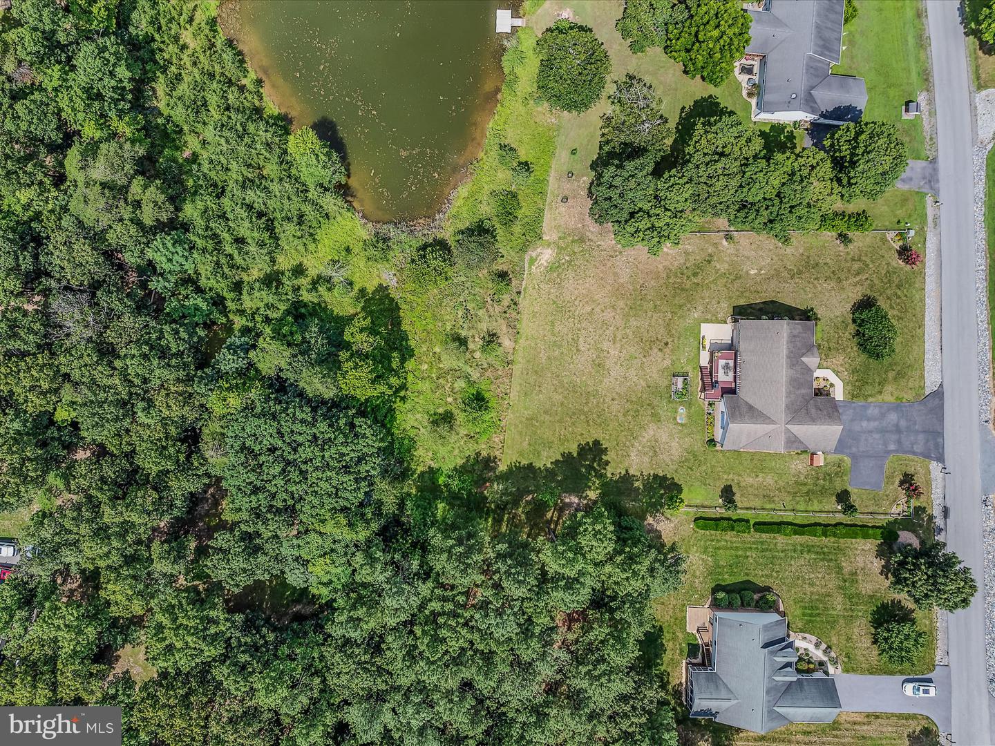 81 Fairview Oaks Ln