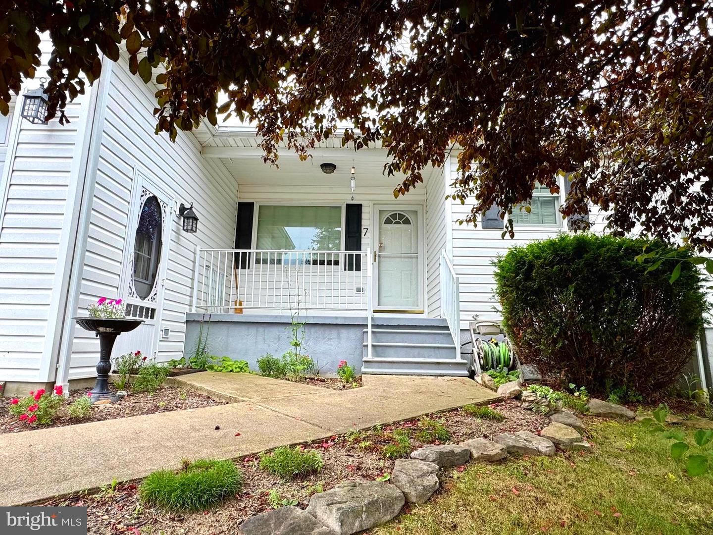 7 United Morgan Dr