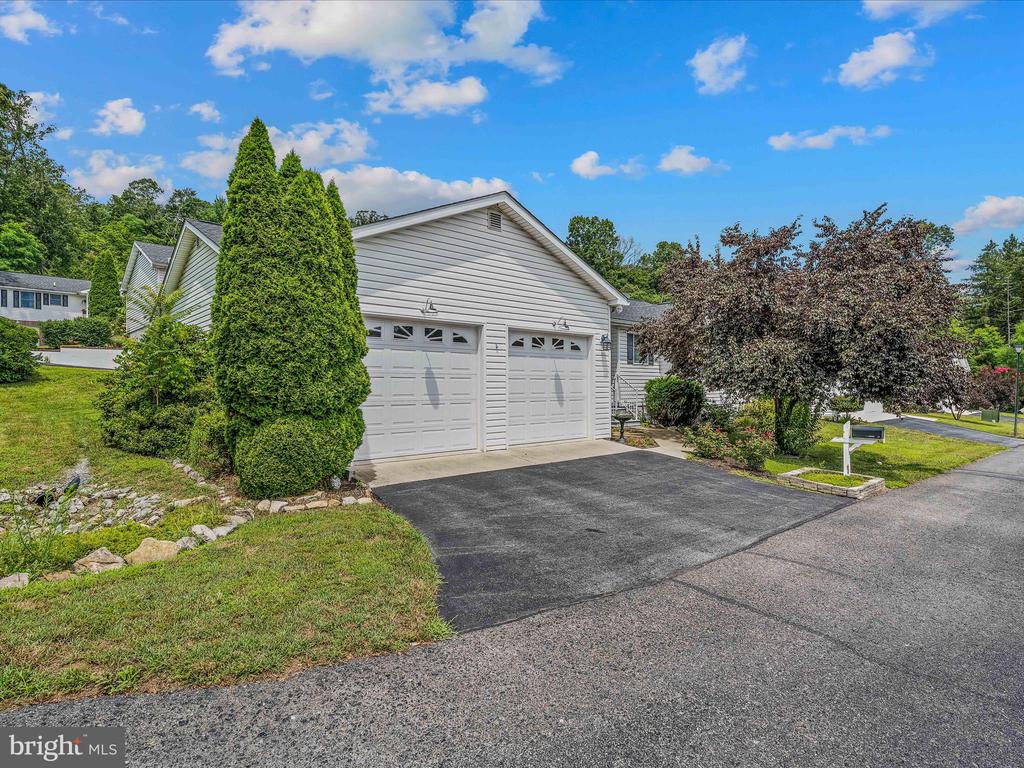 7 United Morgan Dr