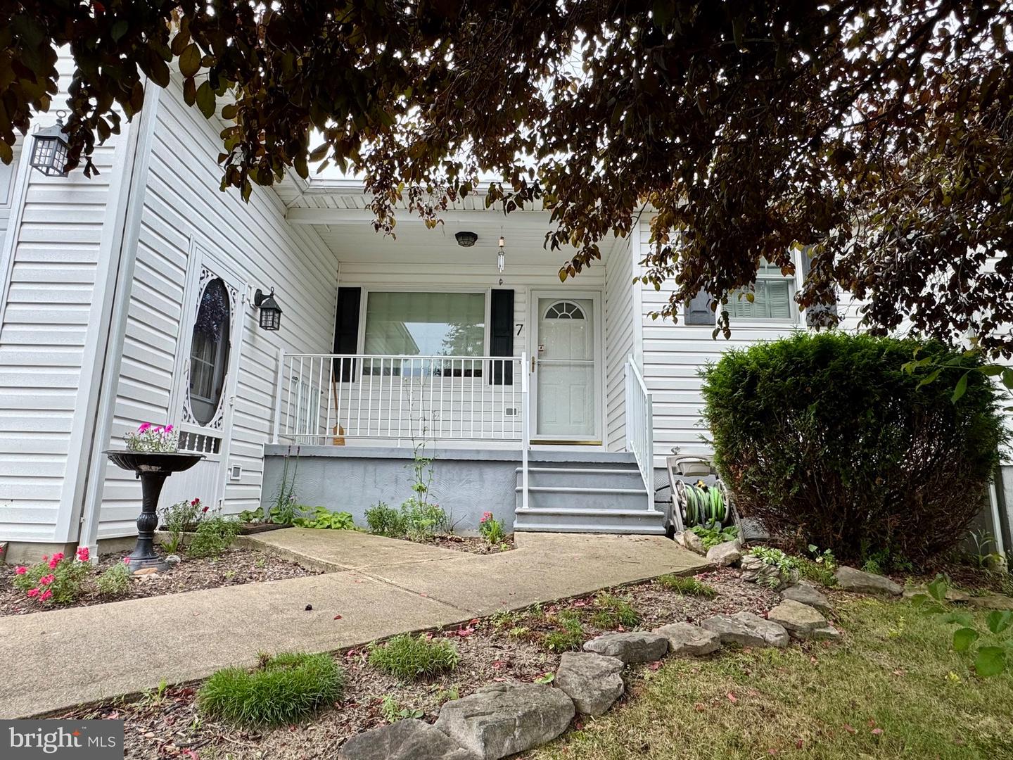 7 United Morgan Dr
