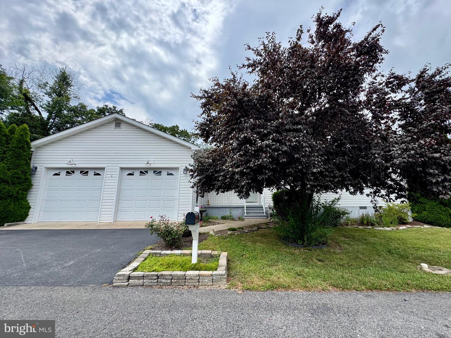 7 United Morgan Dr