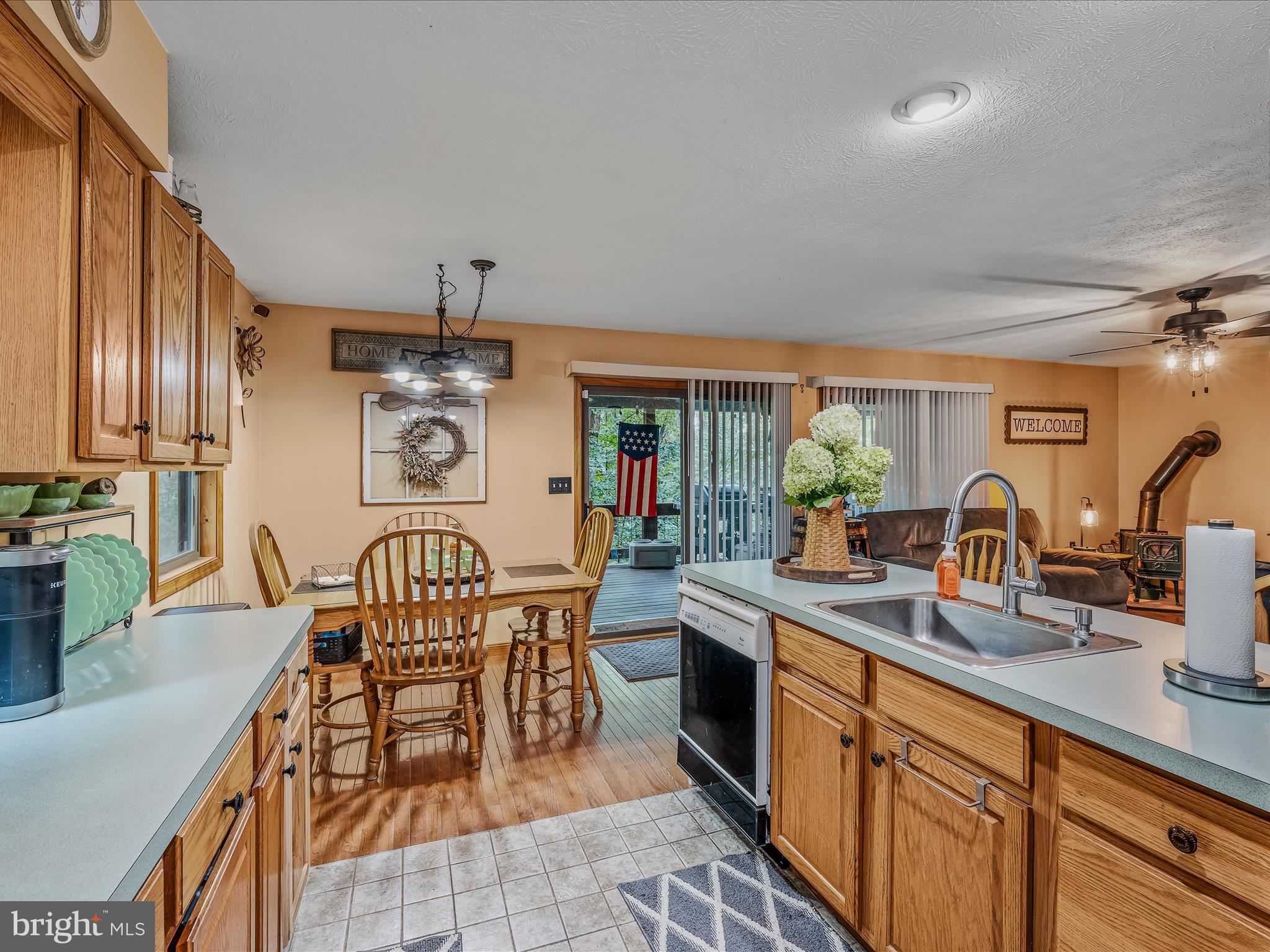 626 Clay Pits Ln