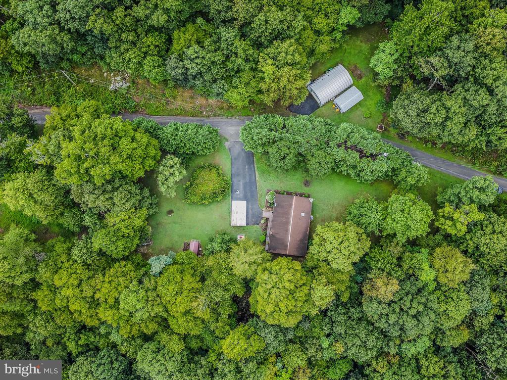 626 Clay Pits Ln