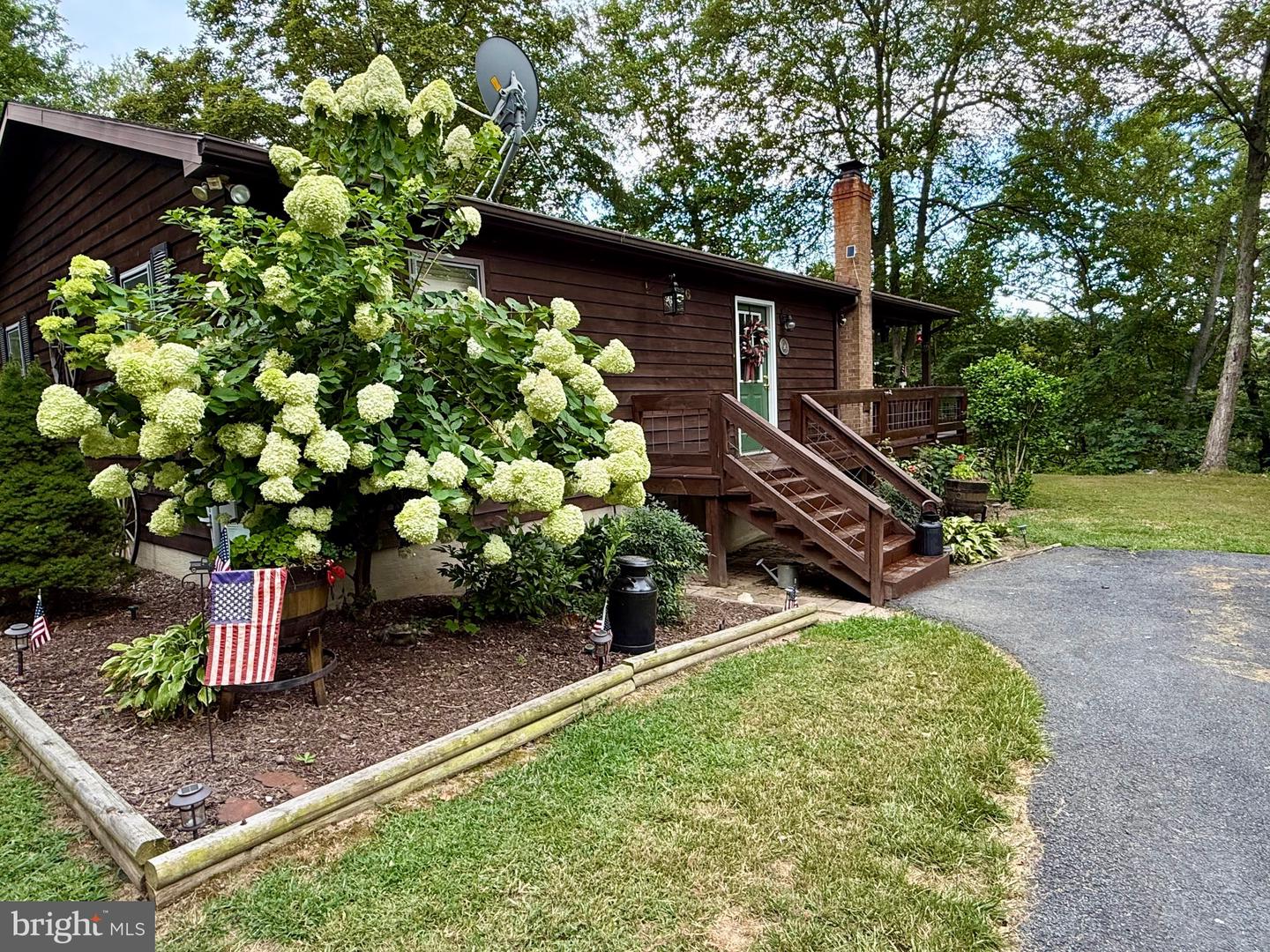 626 Clay Pits Ln