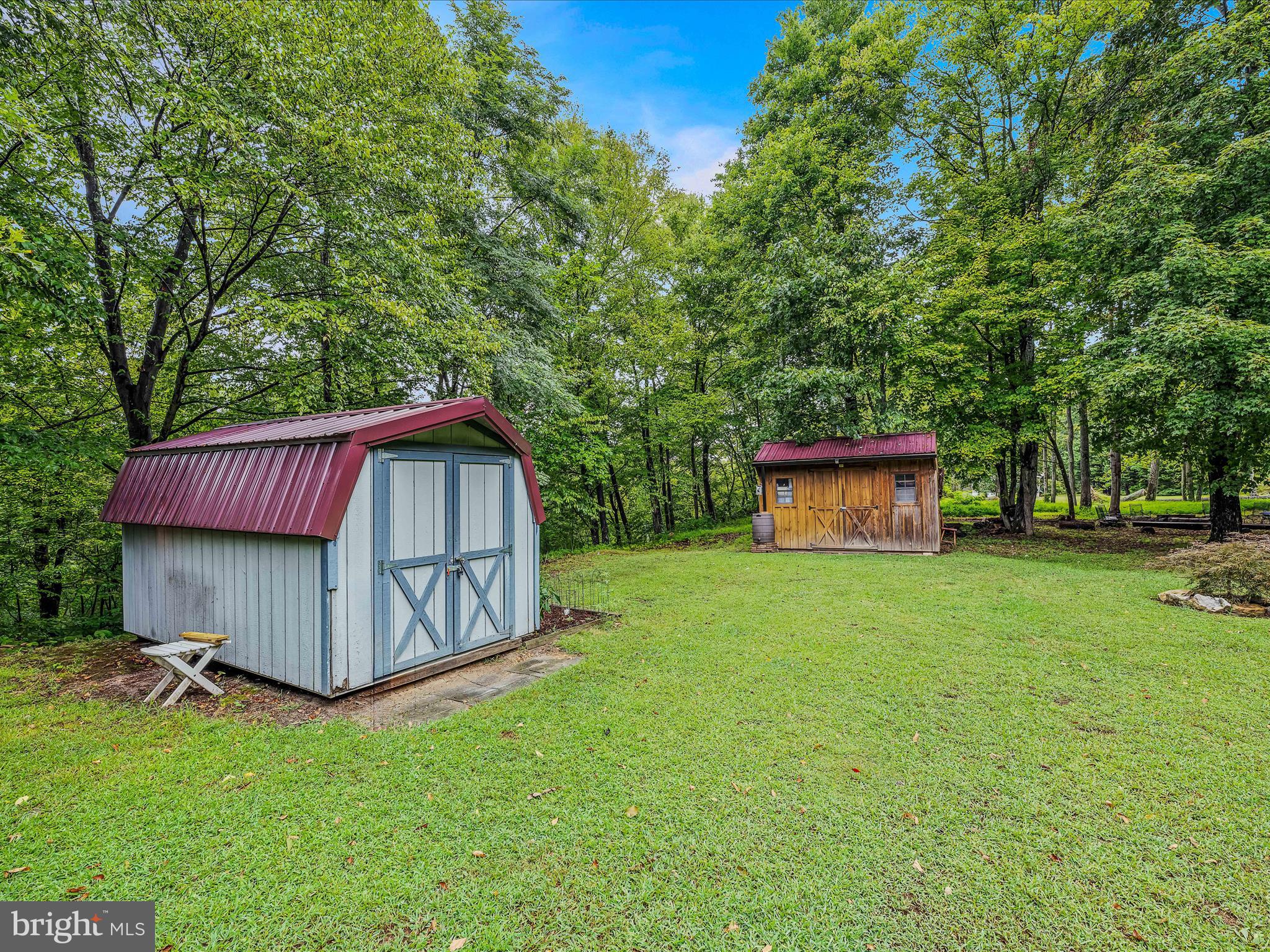 626 Clay Pits Ln