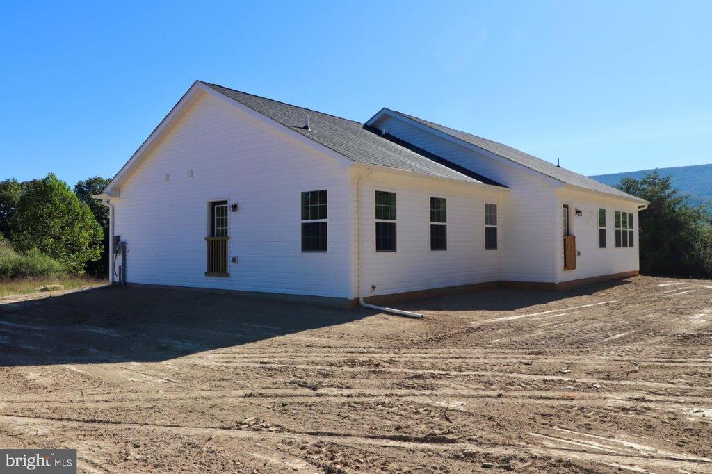 113 W SANTILLI TRAIL