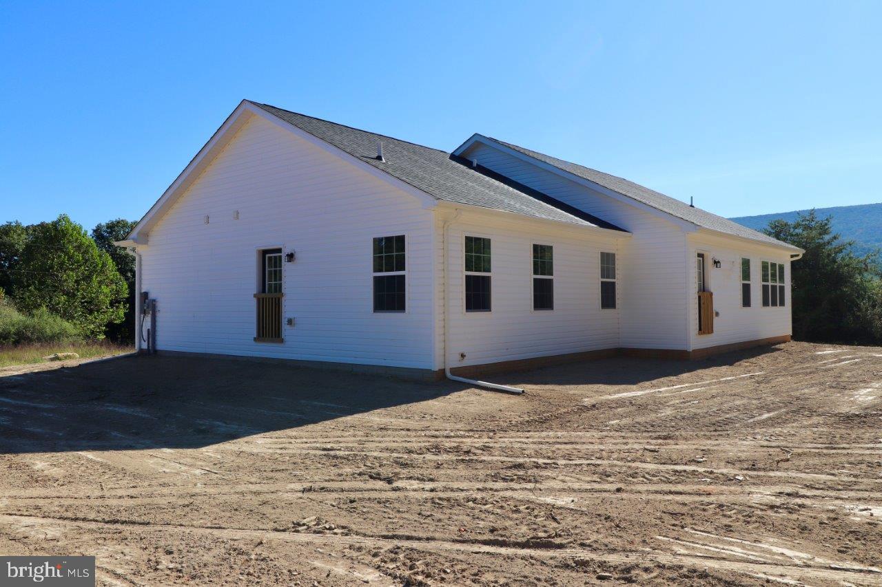 113 W SANTILLI TRAIL