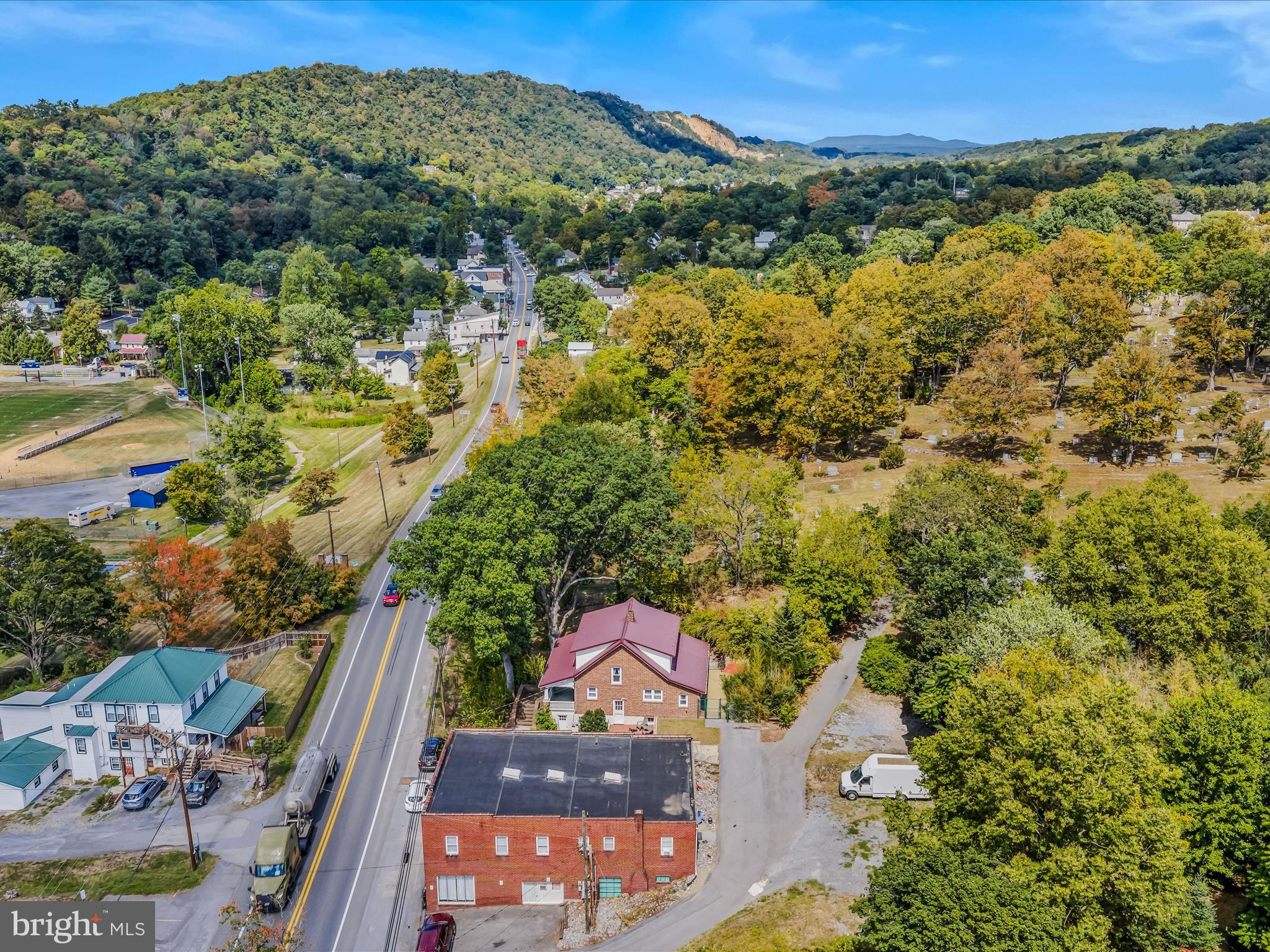 687 S WASHINGTON STREET