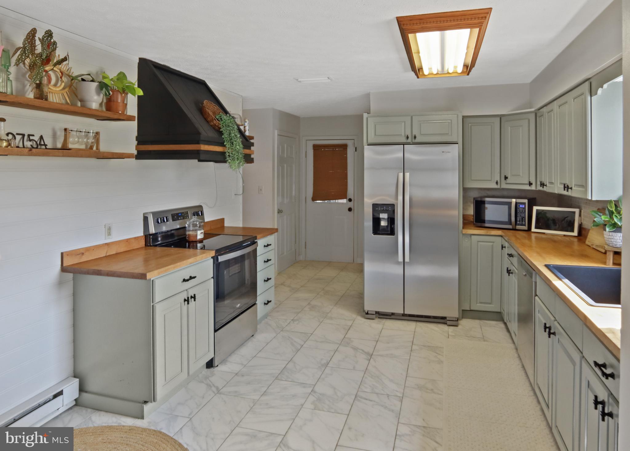 2754 LUTHER MICHAEL ROAD