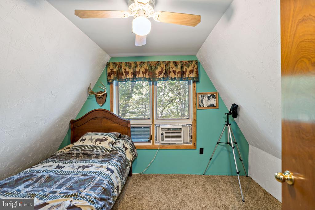 302 TUSCARORA TRAIL