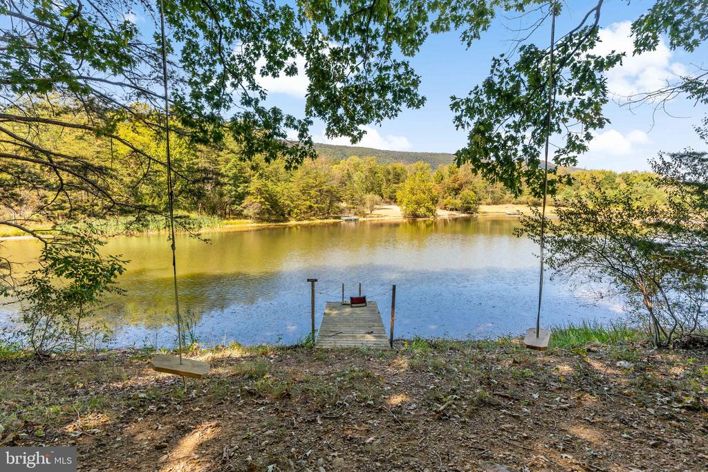 302 TUSCARORA TRAIL