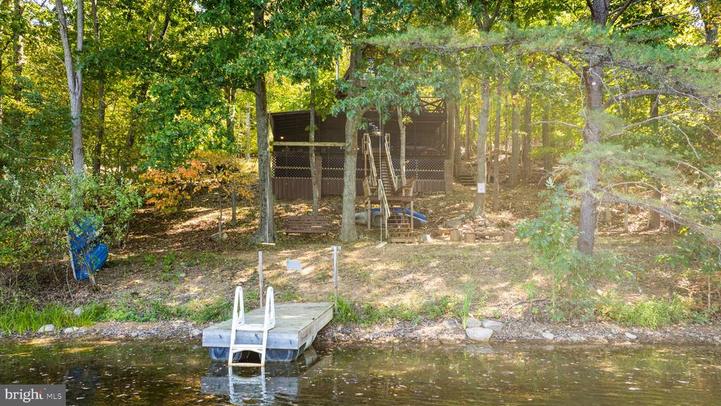 302 TUSCARORA TRAIL