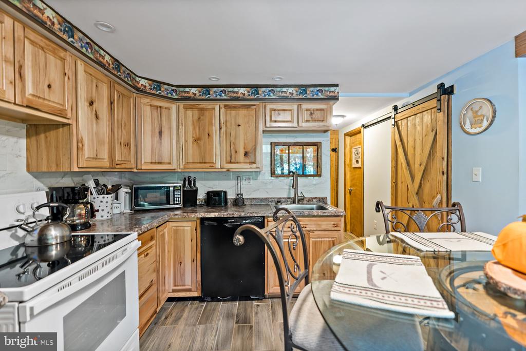 302 TUSCARORA TRAIL