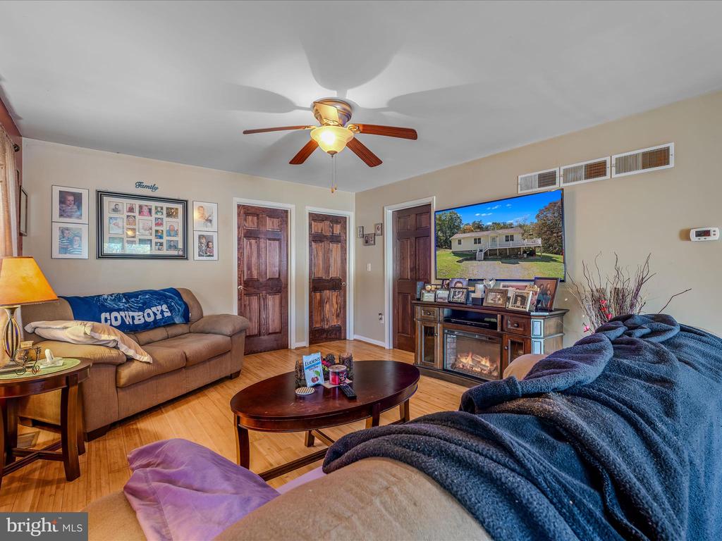 608 DEHAVEN ROAD