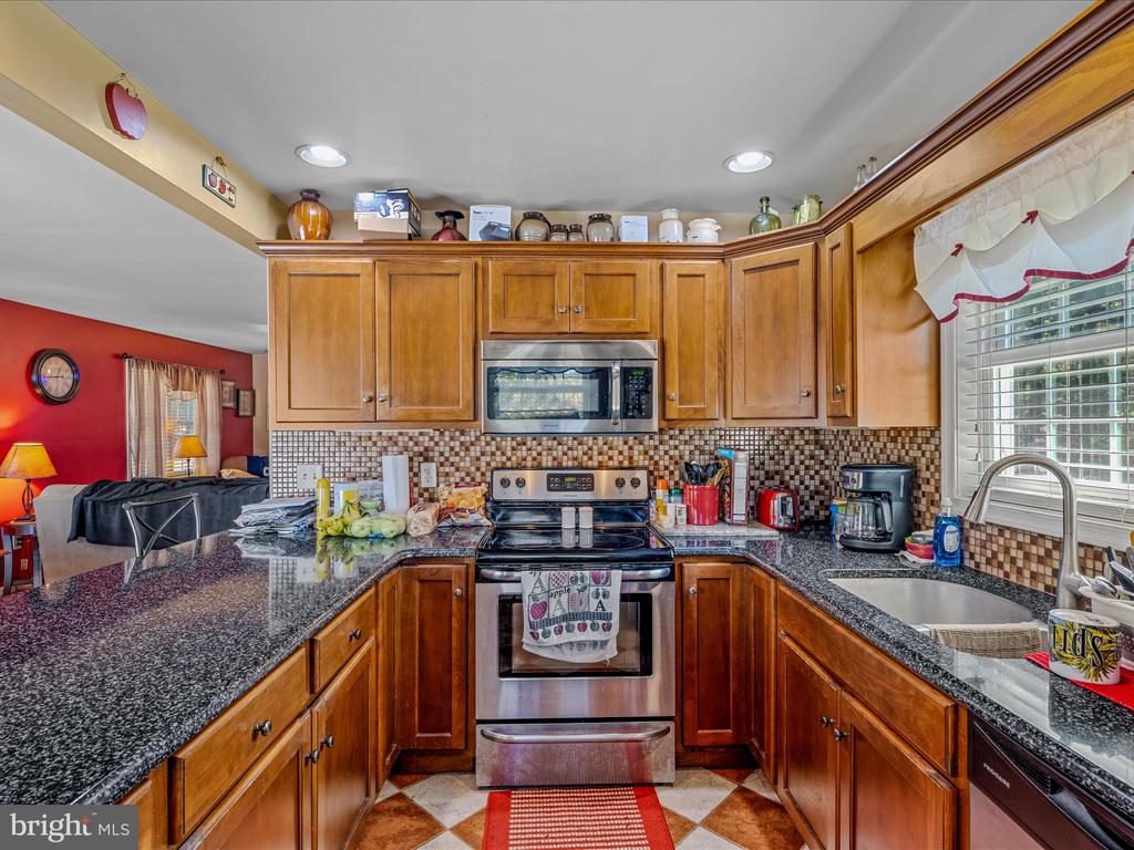 608 DEHAVEN ROAD