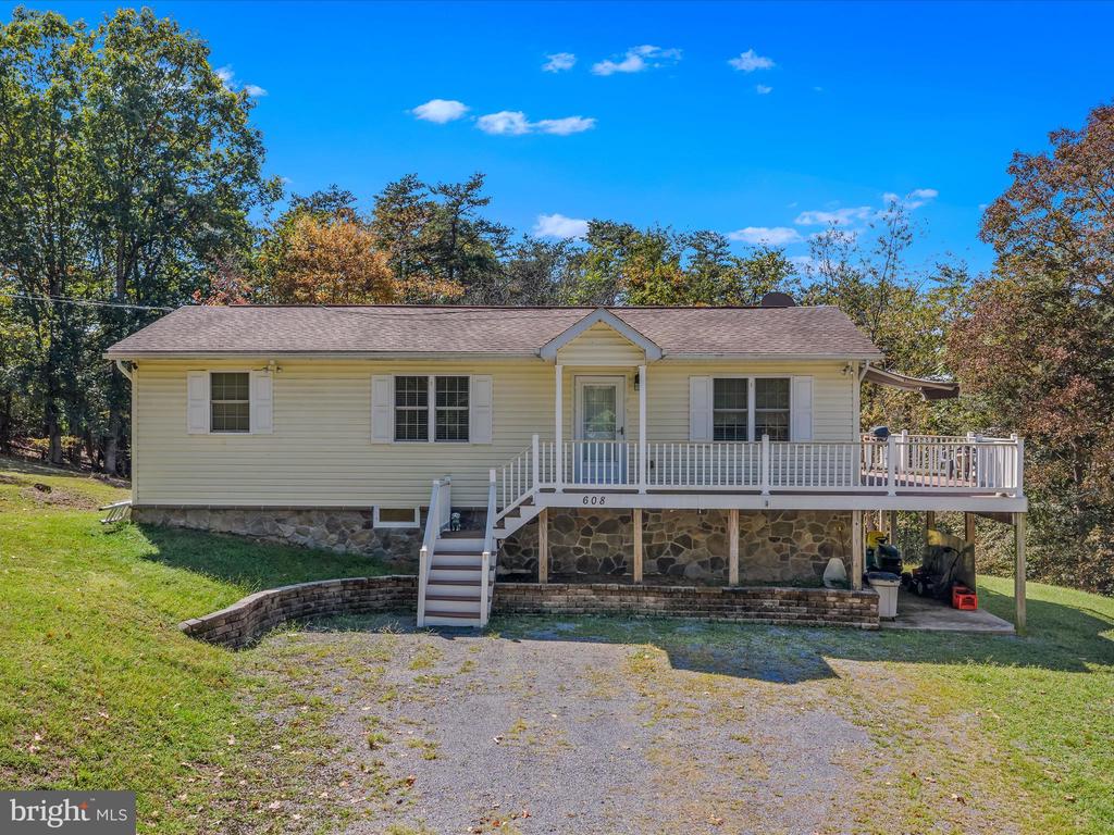608 DEHAVEN ROAD