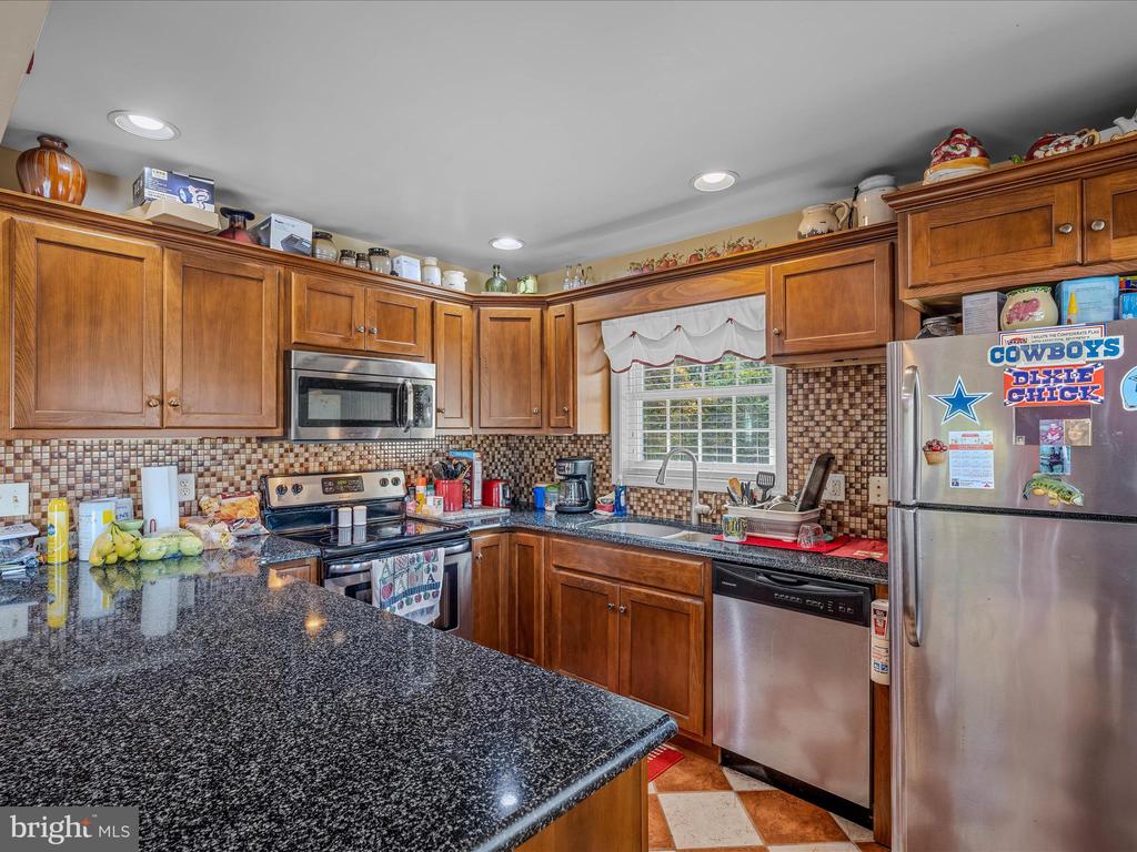 608 DEHAVEN ROAD