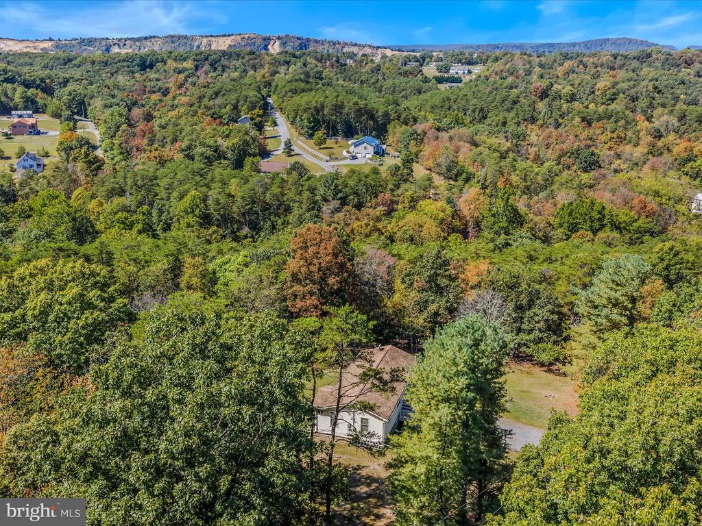 608 DEHAVEN ROAD