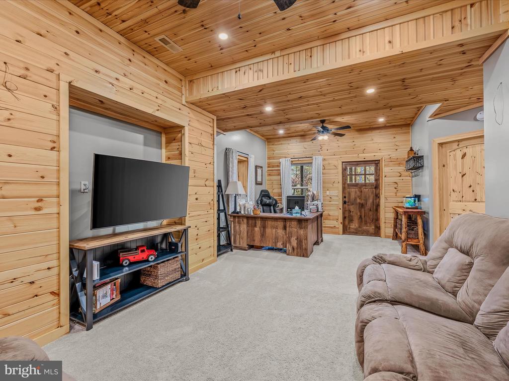 367 DOMINION TRAIL