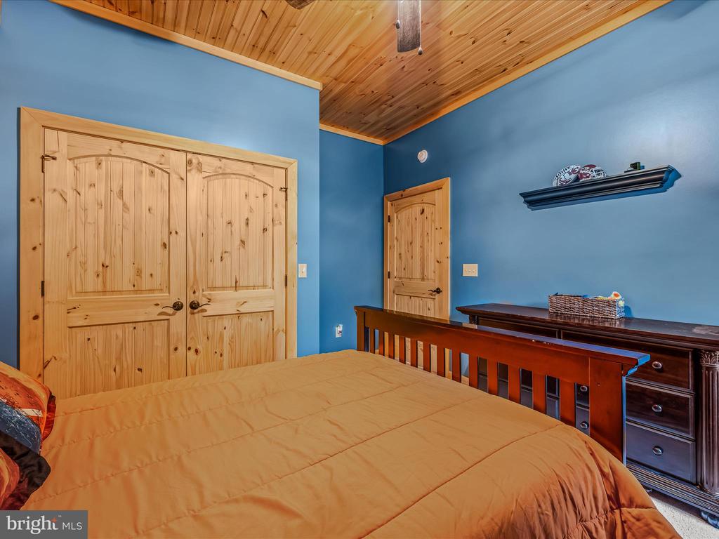 367 DOMINION TRAIL