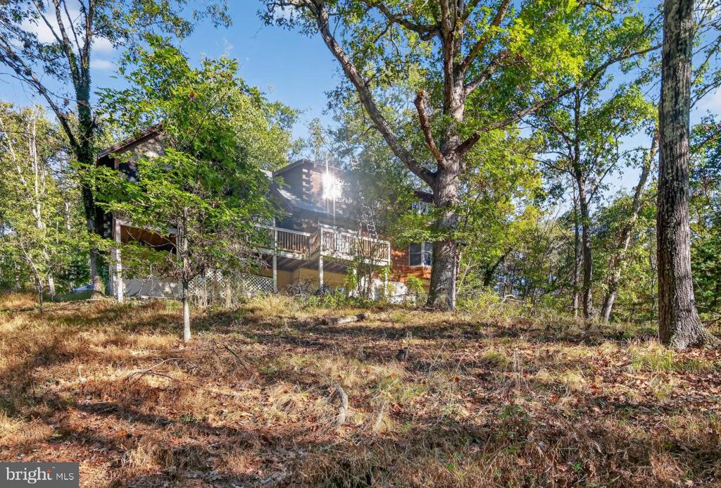 375 MOSS HILL COURT