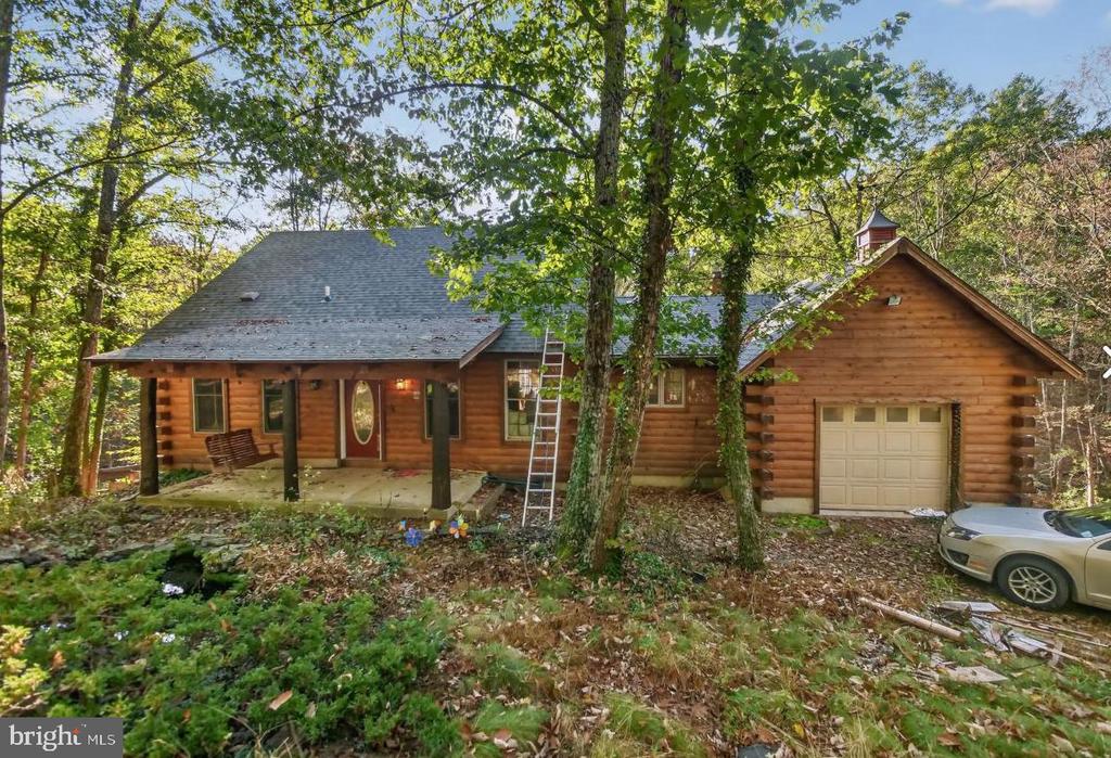 375 MOSS HILL COURT
