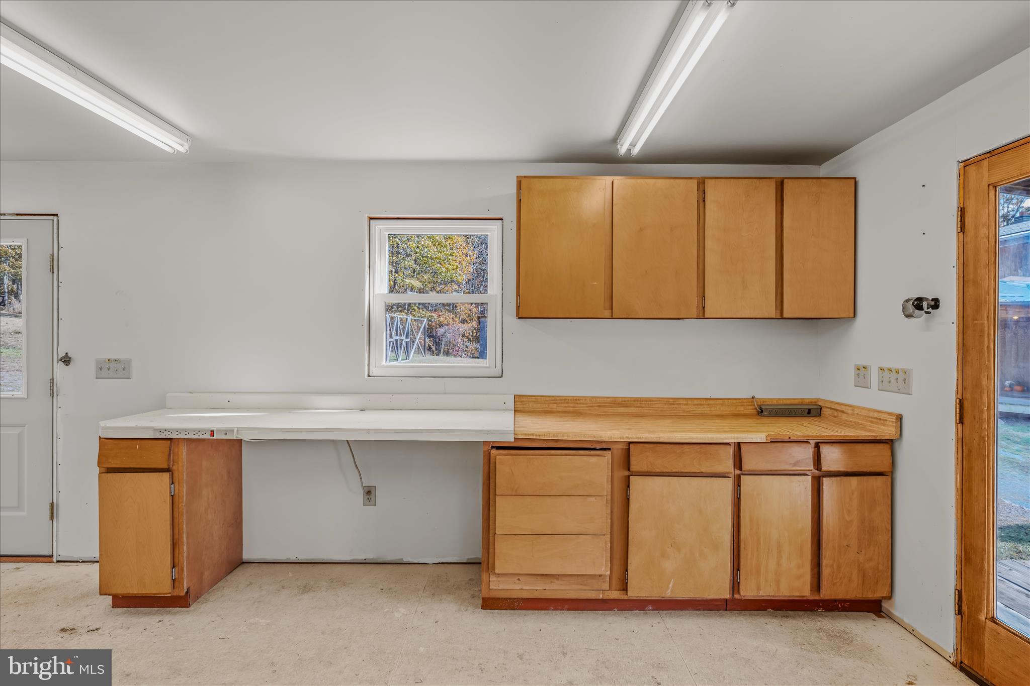 3041 PINE GROVE ROAD