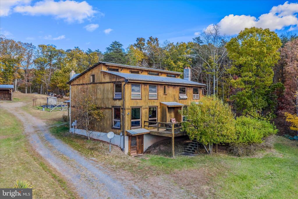 3041 PINE GROVE ROAD