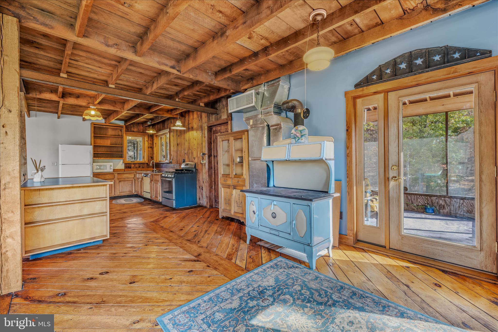 3041 PINE GROVE ROAD