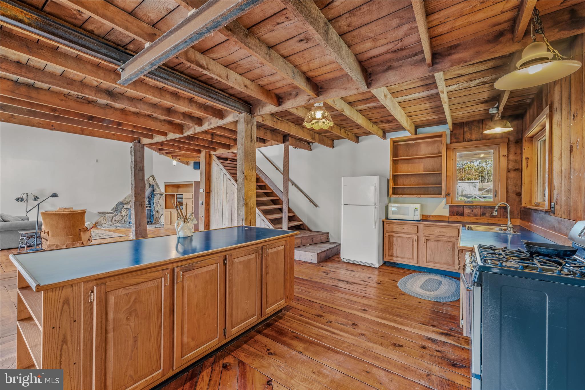 3041 PINE GROVE ROAD